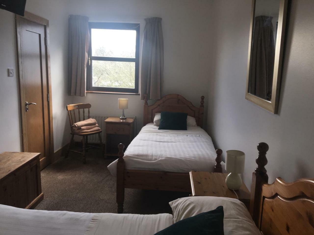 Dalys Accommodation 킬케니 외부 사진
